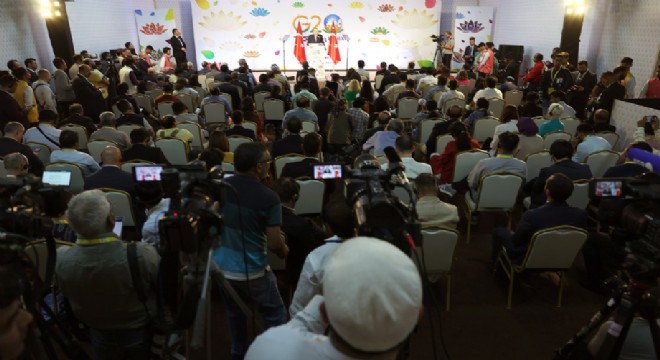 'Adaletsizliklere itiraz ediyoruz'