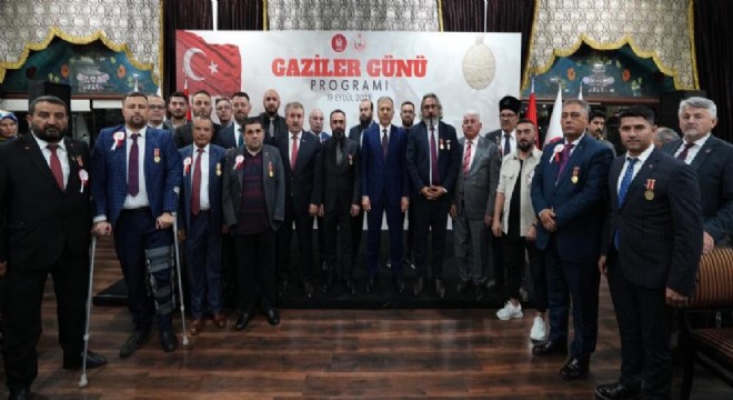 'Meclisimiz gazi, Cumhuriyetimizin kurucusu gazi'