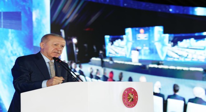 'Tarihî bir başarı hikâyesine şahitlik ediyoruz'