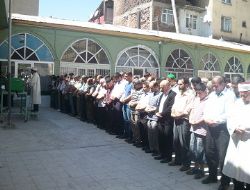 Narmanlı, dualarla uğurlandı