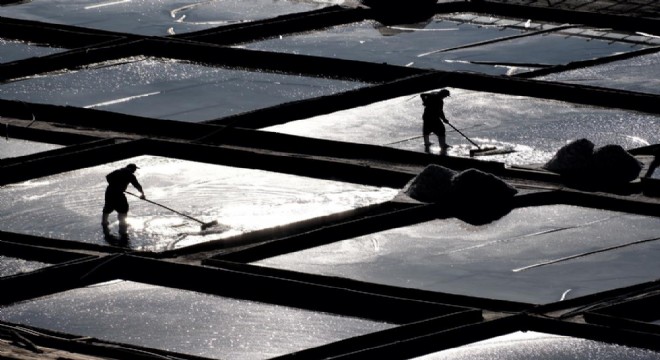 3 bin yıldır su ekip tuz üretiyorlar