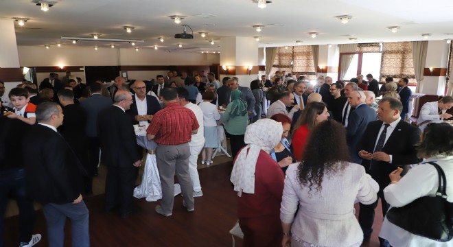 ATAUNİV'de bayramlaşma