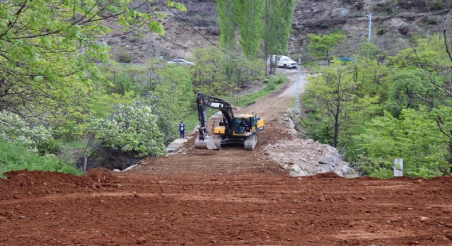 Ayvalı Hacı Mahallesi'nde ulaşım sorunu çözüldü