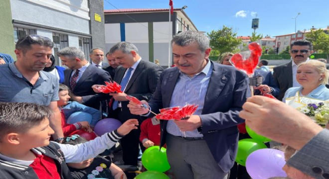 Bakan Tekin'den sürpriz bayram ziyareti