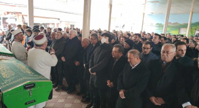 Başkan Yaptırmış'ın anne acısı