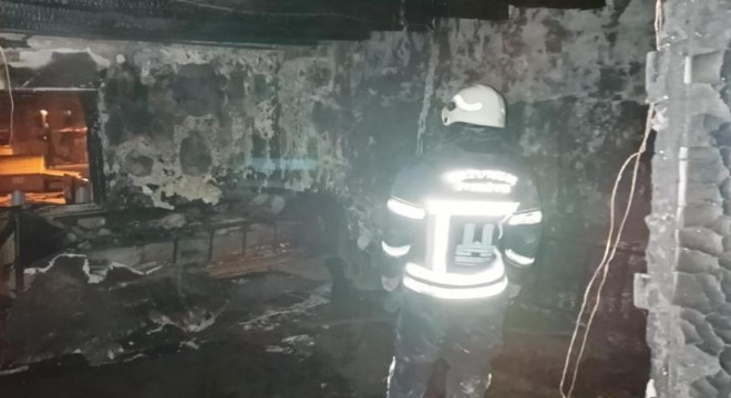 Çat Karaşeyh'te yangın: 1 ölü