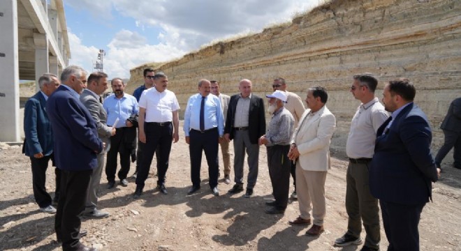 Çiftçi'den 2. OSB'de saha incelemesi