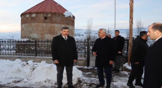 Çiftçi'den ecdada vefa