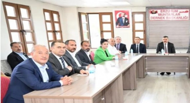 Çiftçi muhtarlarla istişare etti