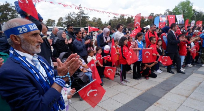 Dadaşlardan milli duruş