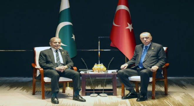 Erdoğan, Pakistan Başbakanı Şerif ile görüştü