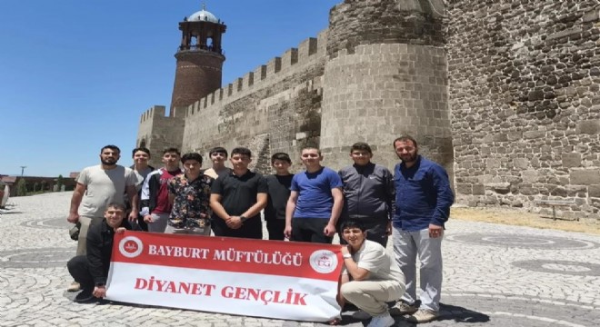 Erzurum, Bayburtlu öğrencileri ağırladı