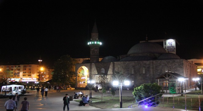 Erzurum Cami sayısında 2024'te de Bölge lideri