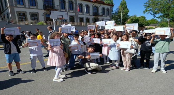 Erzurum'da 160 bin 984 öğrenci için tatil zamanı