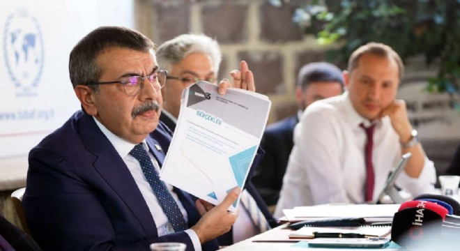 Gazeteciler sordu, Tekin yanıtladı