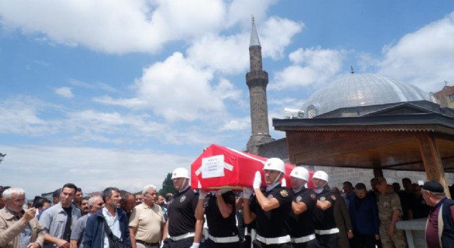 Gözyaşlarıyla uğurlandılar