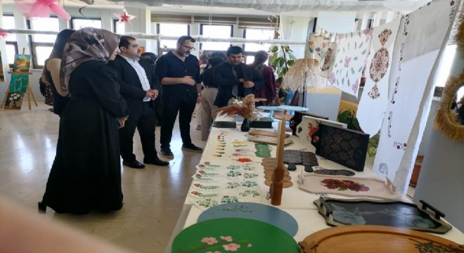 Hınıs HEM'den yıl sonu sergisi