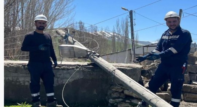 Hortum ve fırtına enerji hatlarını vurdu