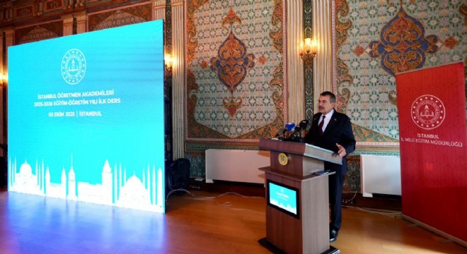 İlk dersi Bakan Tekin verdi