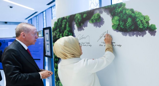 İlk imza Türkiye'den