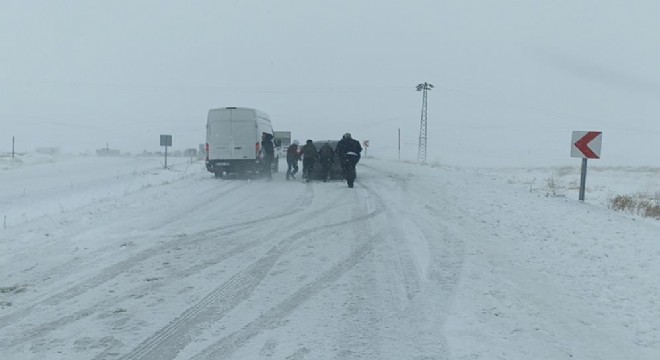 Kızıldağ'da ulaşım güçleşti