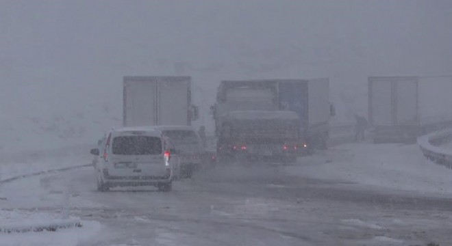 Kop'ta kar ve tipi etkili oldu