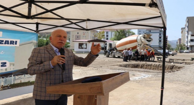 Oltu Kapalı Halk Pazarı'na kavuşuyor