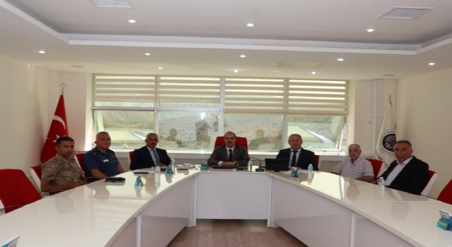 Oltu'da KPSS sınav koordinasyon toplantısı yapıldı