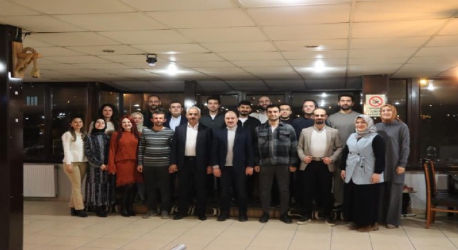 Oltu'da doktorlarla iftar buluşması