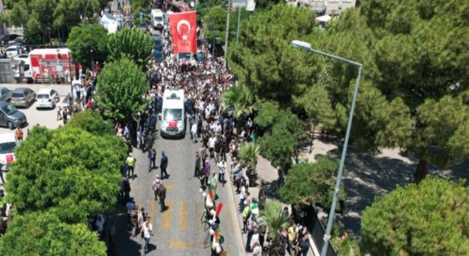 On binler  şehit Mangura'yı uğurladı