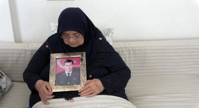 Özüberk: 'Allah tüm şehit annelerine yardım etsin'