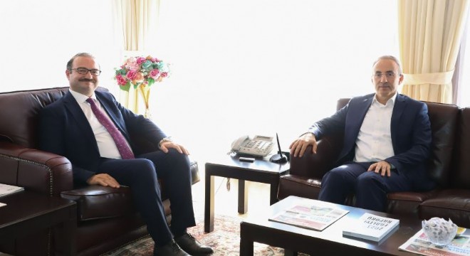 Rektör Demir'den, Hacımüftüoğlu'na tebrik ziyareti