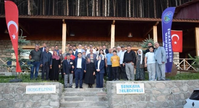 Şenkaya Belediyesi şehit aileleri ve gazileri ağırladı