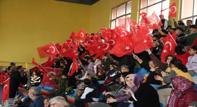 Şenkaya'da Milli coşku