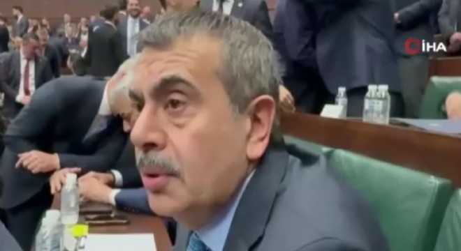 Tekin, İş dünyası ara eleman sorununa değindi