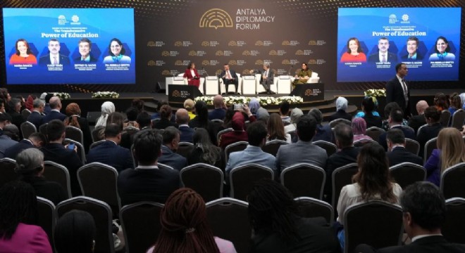 Tekin: ‘Örnek bir müfredat süreci başlattık'