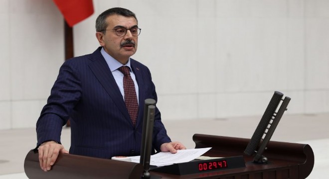 Tekin'den 86 milyonu kuşatıcı bir dil vurgusu