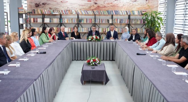 Tekin öğretmenlere seslendi