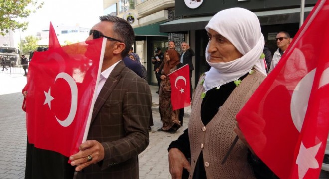 Vanlı annelerin evlat nöbeti 110'uncu haftasında