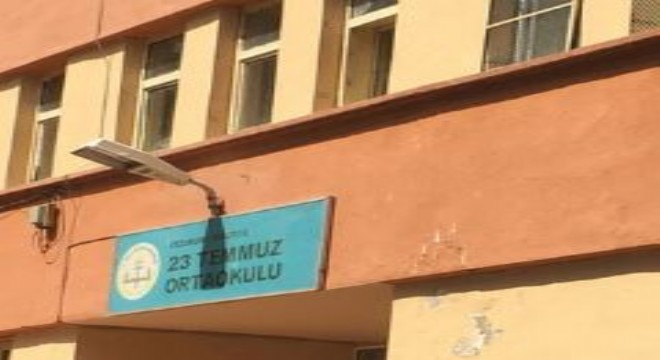 Veyisefendi 23 Temmuz Orta Okulunun inşasını bekliyor
